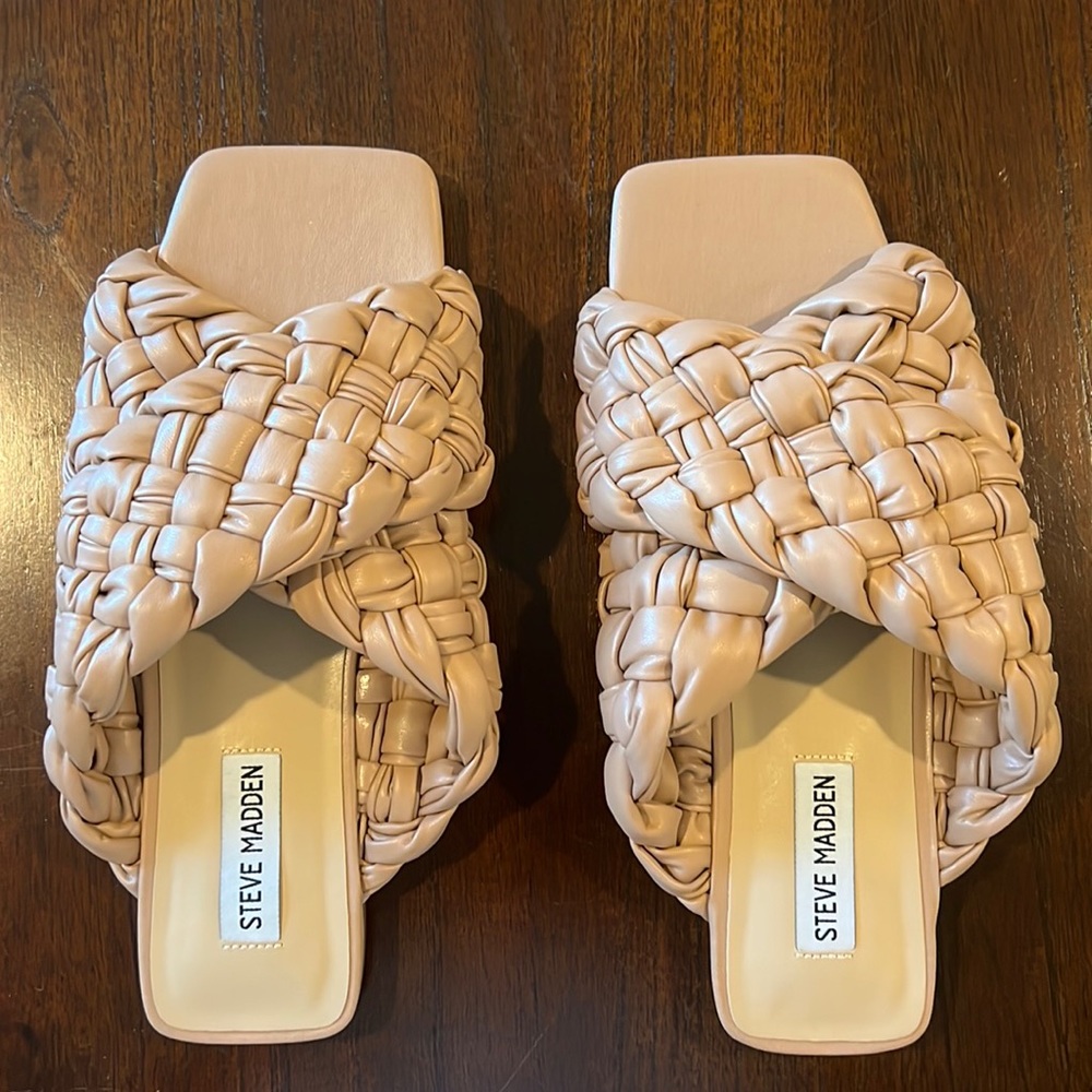 Steve Madden nude marina flat 9